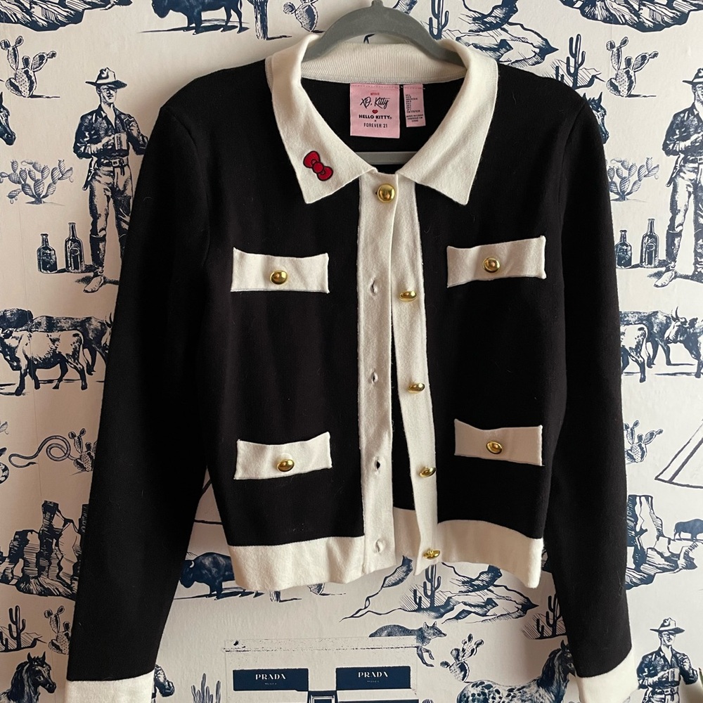 Hello Kitty XO Kitty x F21 Collab Sweater Button Cardigan Jacket